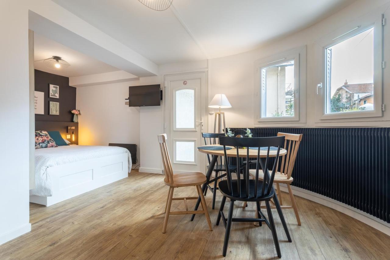 Ferienwohnung Le Grand Parilly Bron Exterior foto